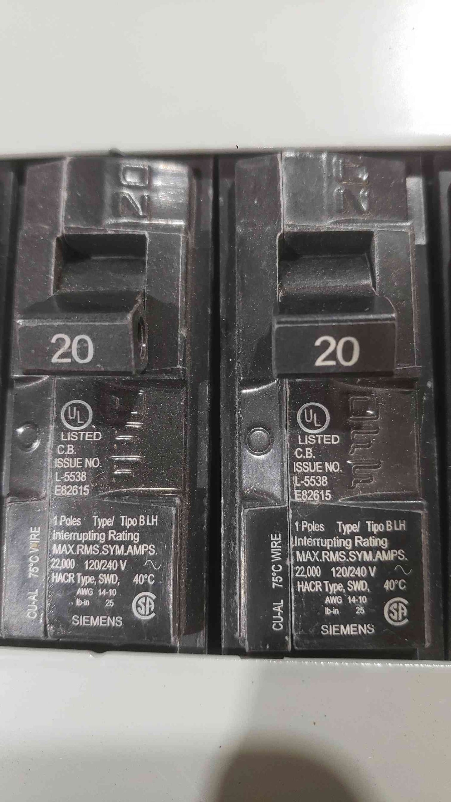 Siemens P1C42FX250CTST Complete Panelboard 250A 42-Cir w/ 250A Main Box & Trim (SKU: 112653)