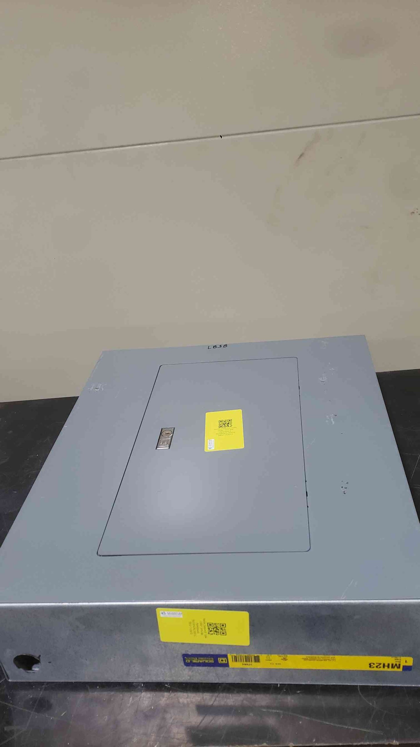 Square D 100A 240V~ 3PH 4W Panelboard NQOD424L100CU (SKU: 112693)