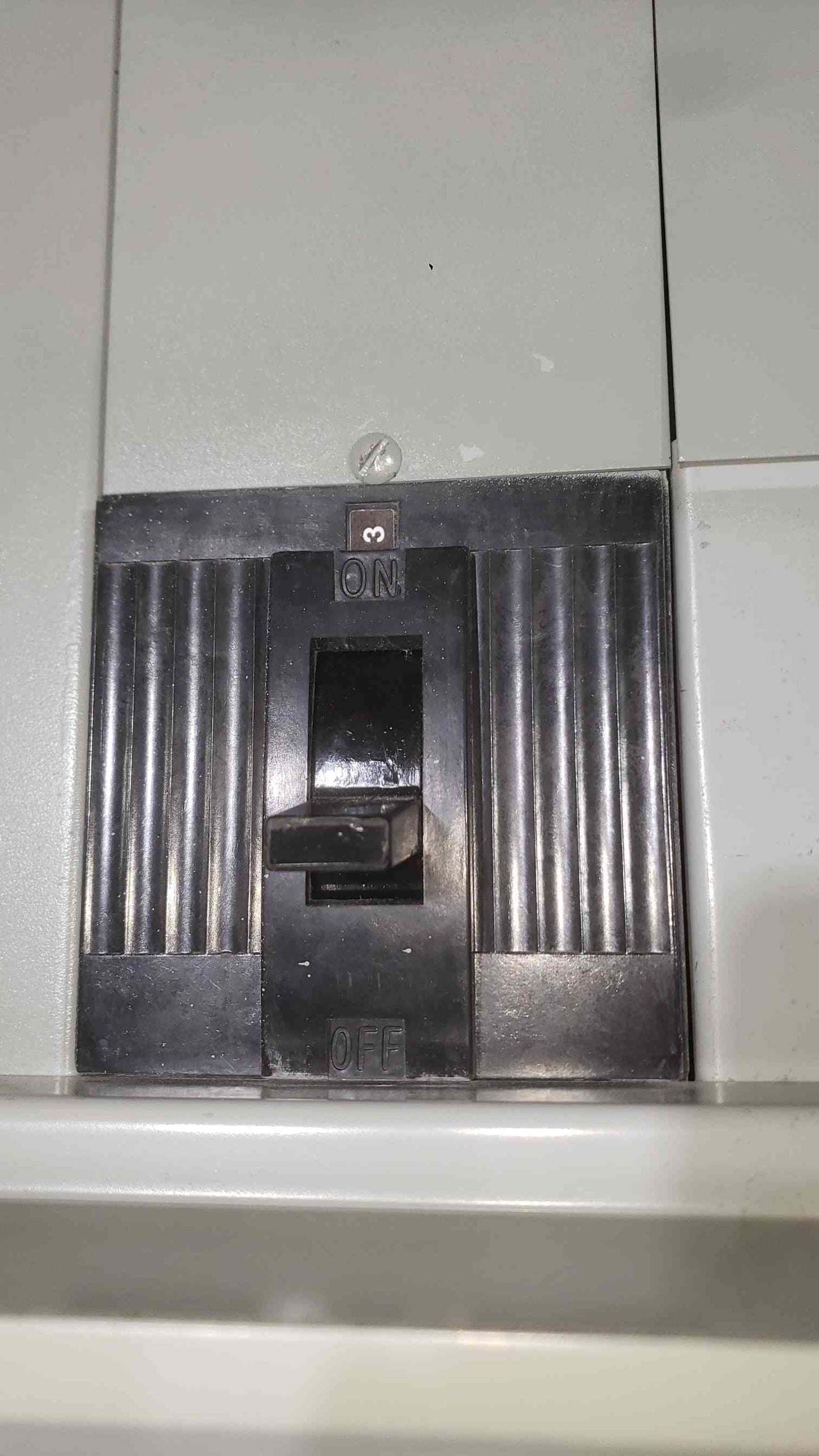 GE 800A 277/480 3PH 4W Panelboard (SKU: 112804)