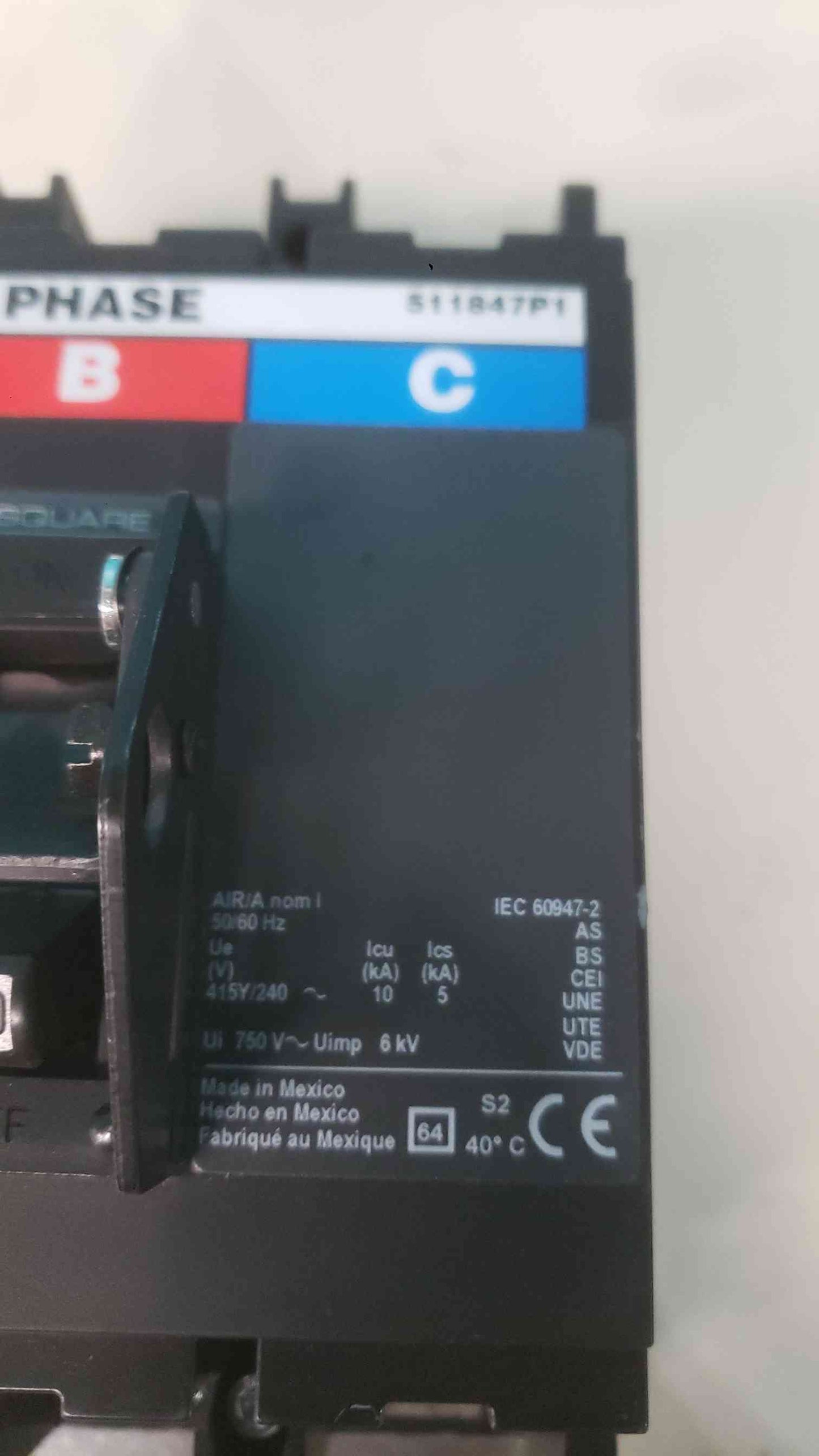Square D QDF32200TS PowerPact QD 200A 3-Pole 240V I-Line Circuit Breaker(SKU: 113118)