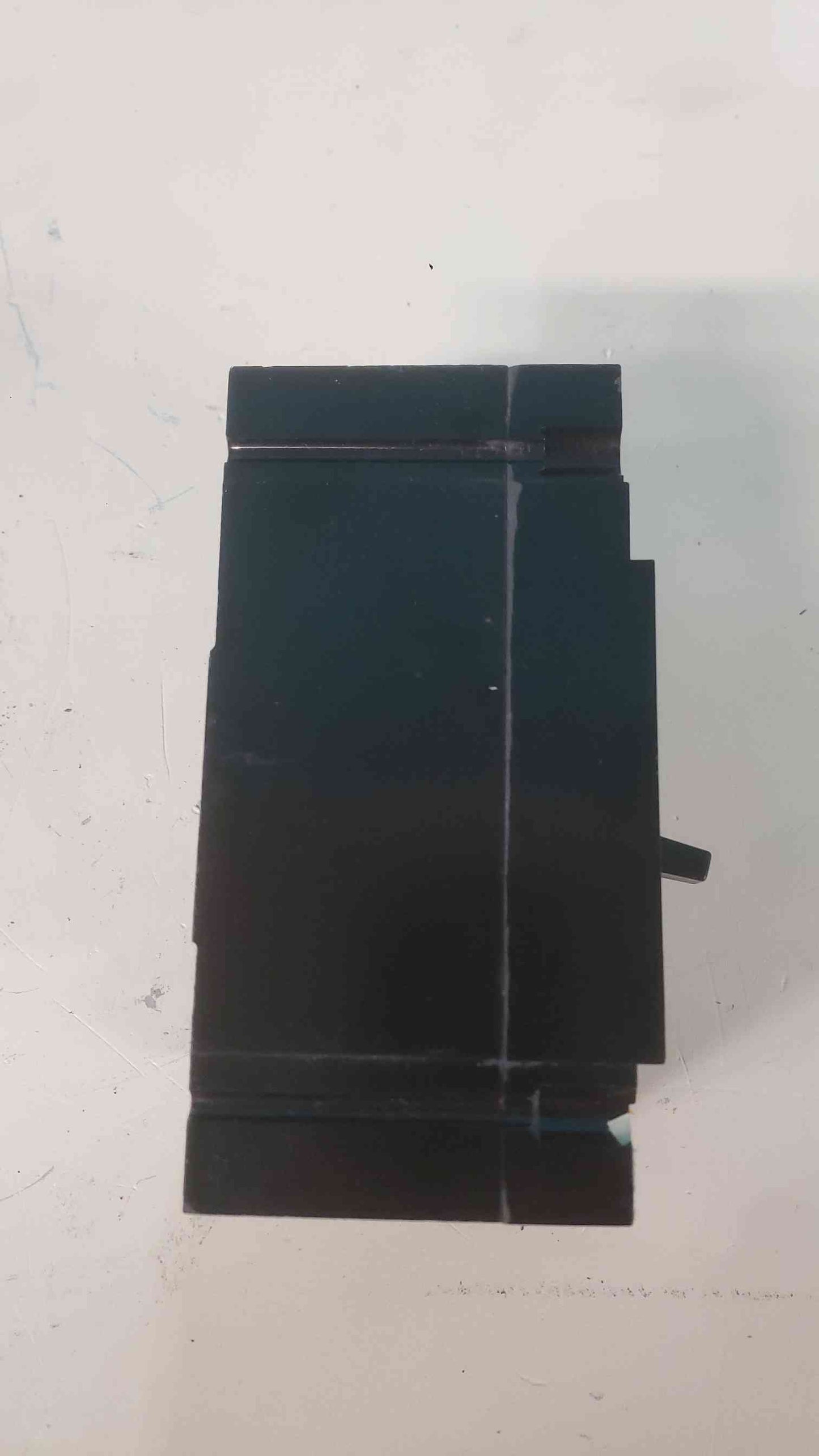 GE TED134060 Circuit Breaker 3-Pole 60A 480VAC Molded Case Industrial E-Frame Bolt-On (SKU: 113252)