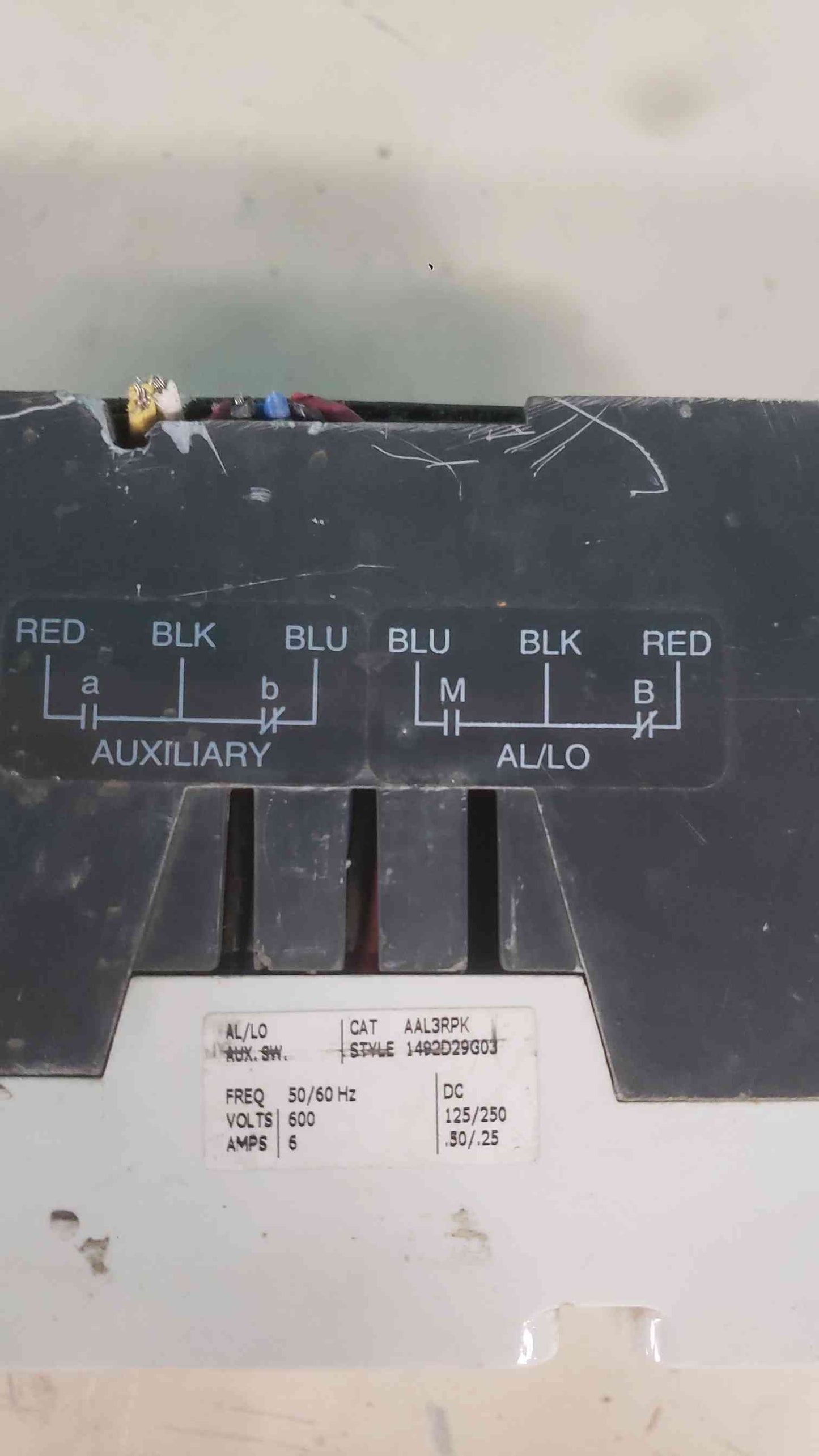 Eaton Cutler Hammer HKD3400F 3 Pole 400A Frame KT3350T 350A Trip Breaker HKD 65k (SKU: 113389)
