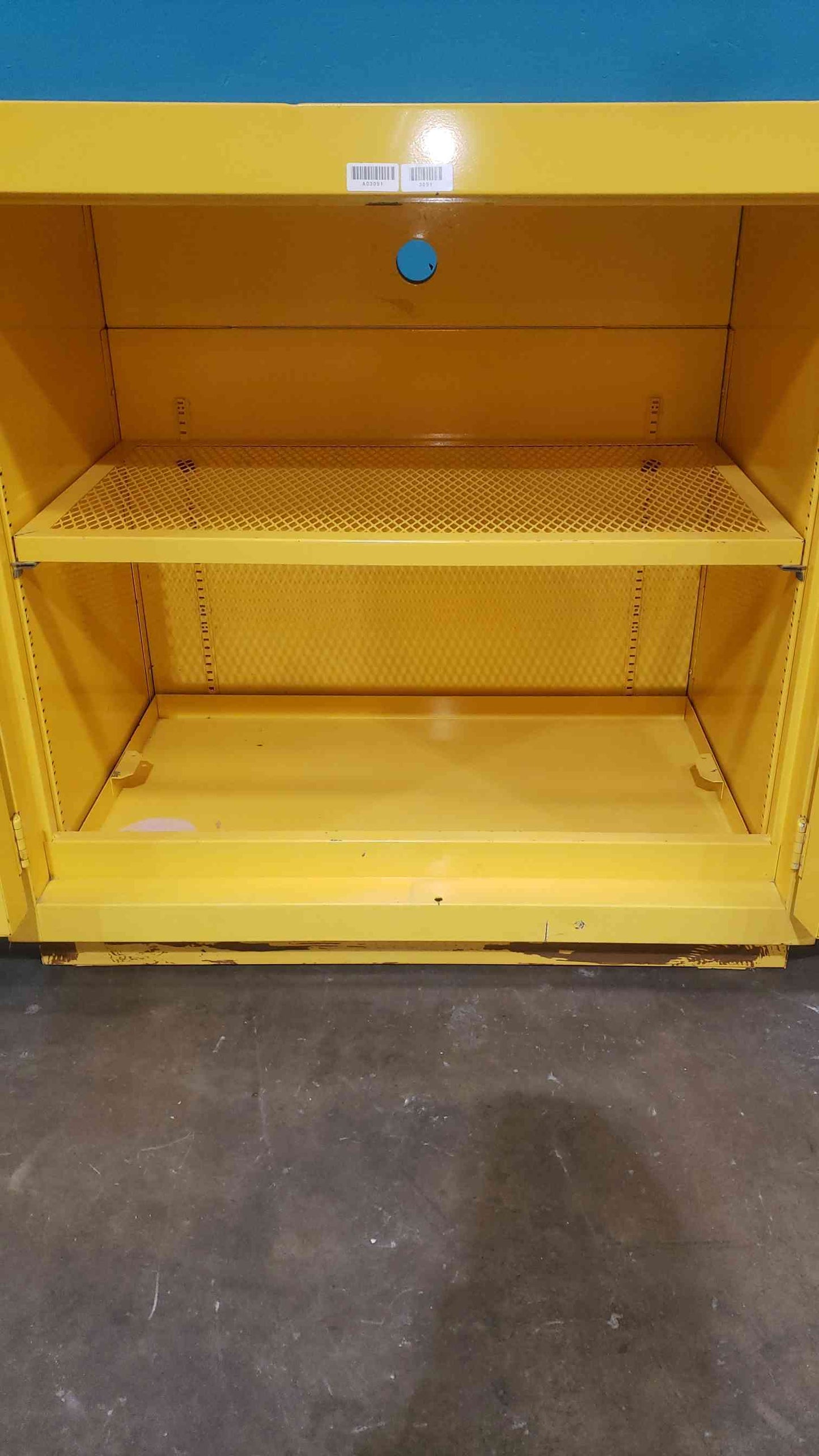 Duralab 35" Flammable Storage Cabinet (SKU: 113611)