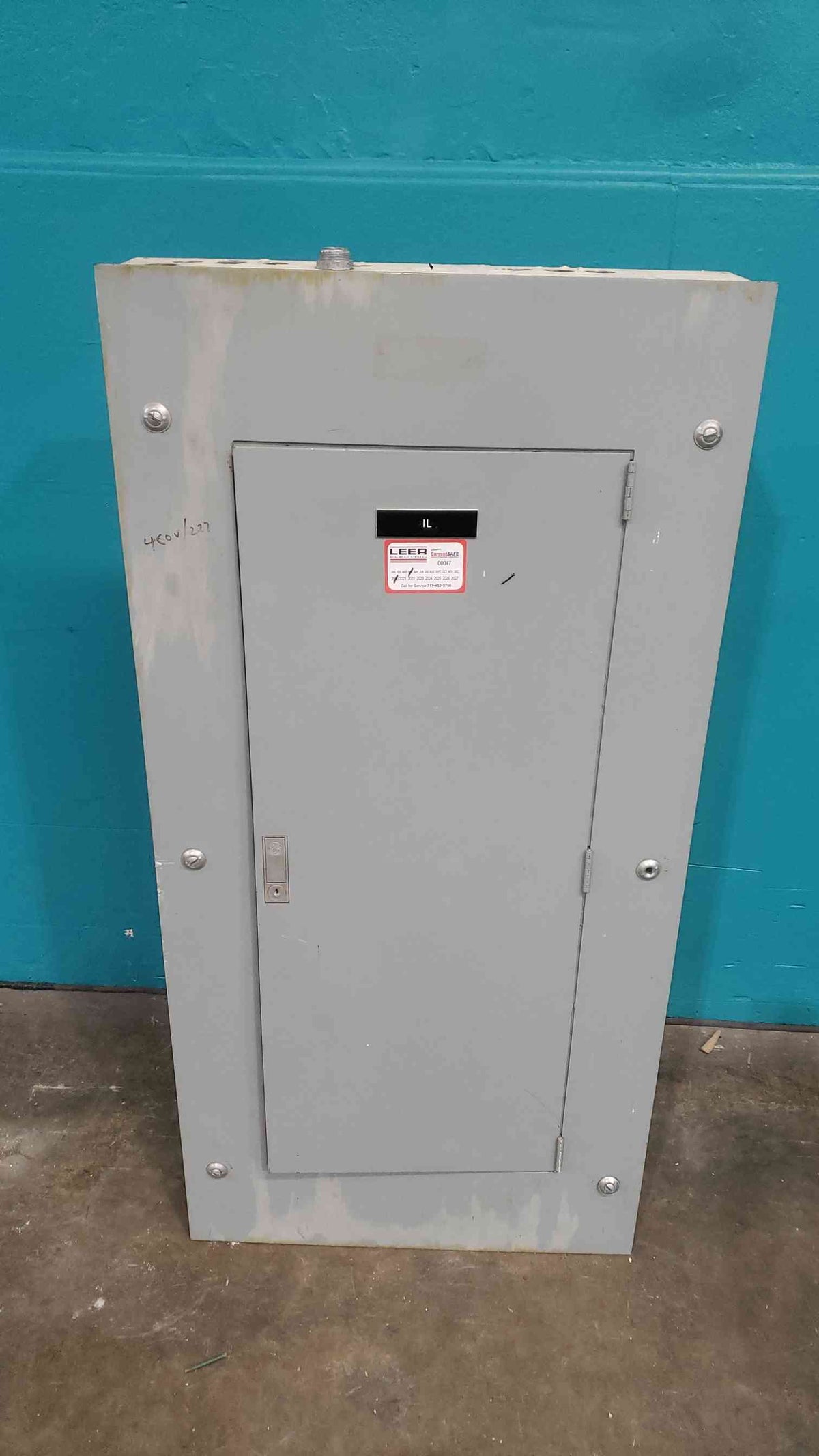 GE NHB 225A 277/480V 3 Phase Panelboard 8x TED Triple Pole & 18x Single Pole Breaker