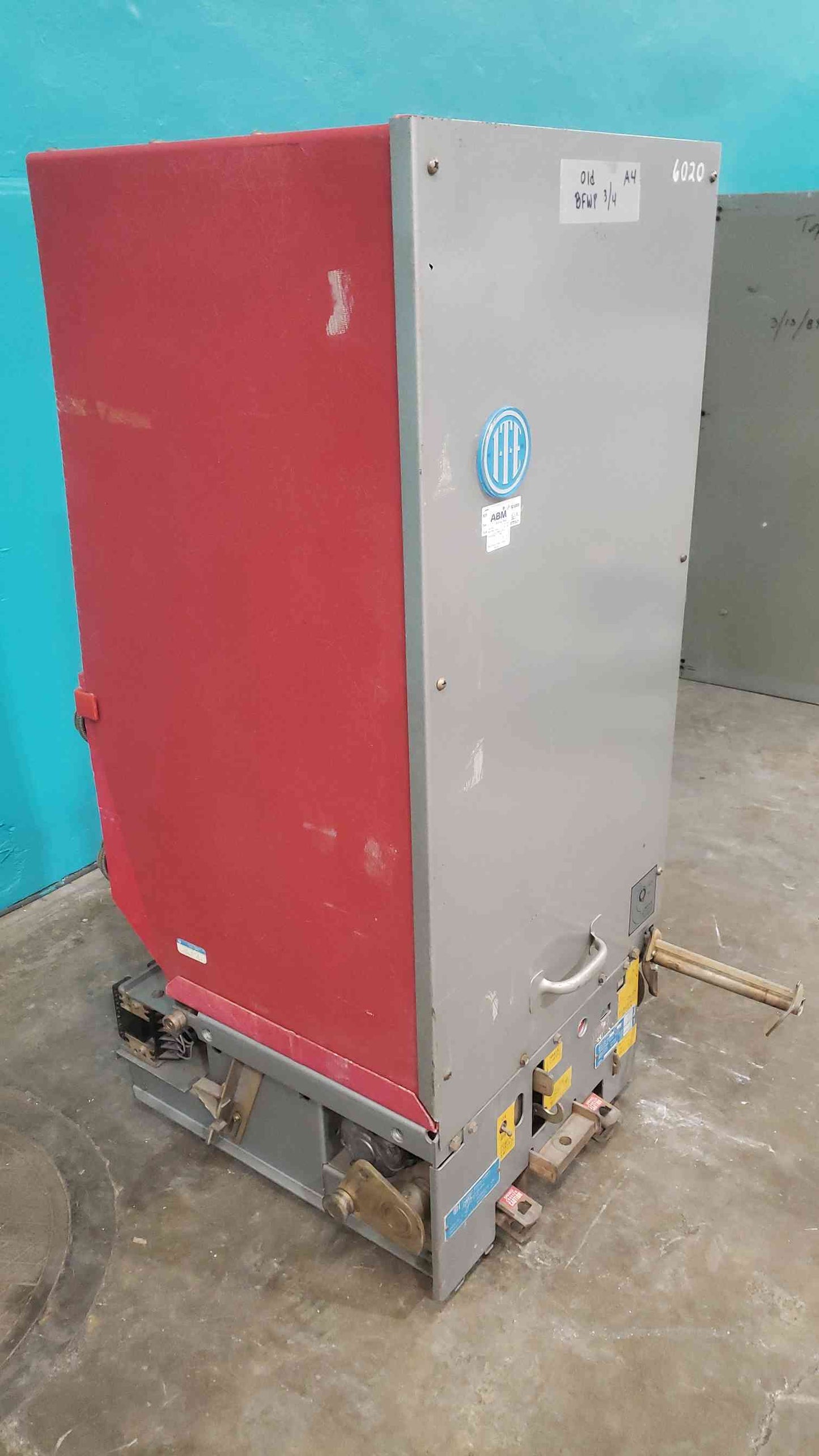 ITE 5HK250 1200A 5KV Power Circuit Breaker 5HK 250 MVA 125VDC Draw Out
