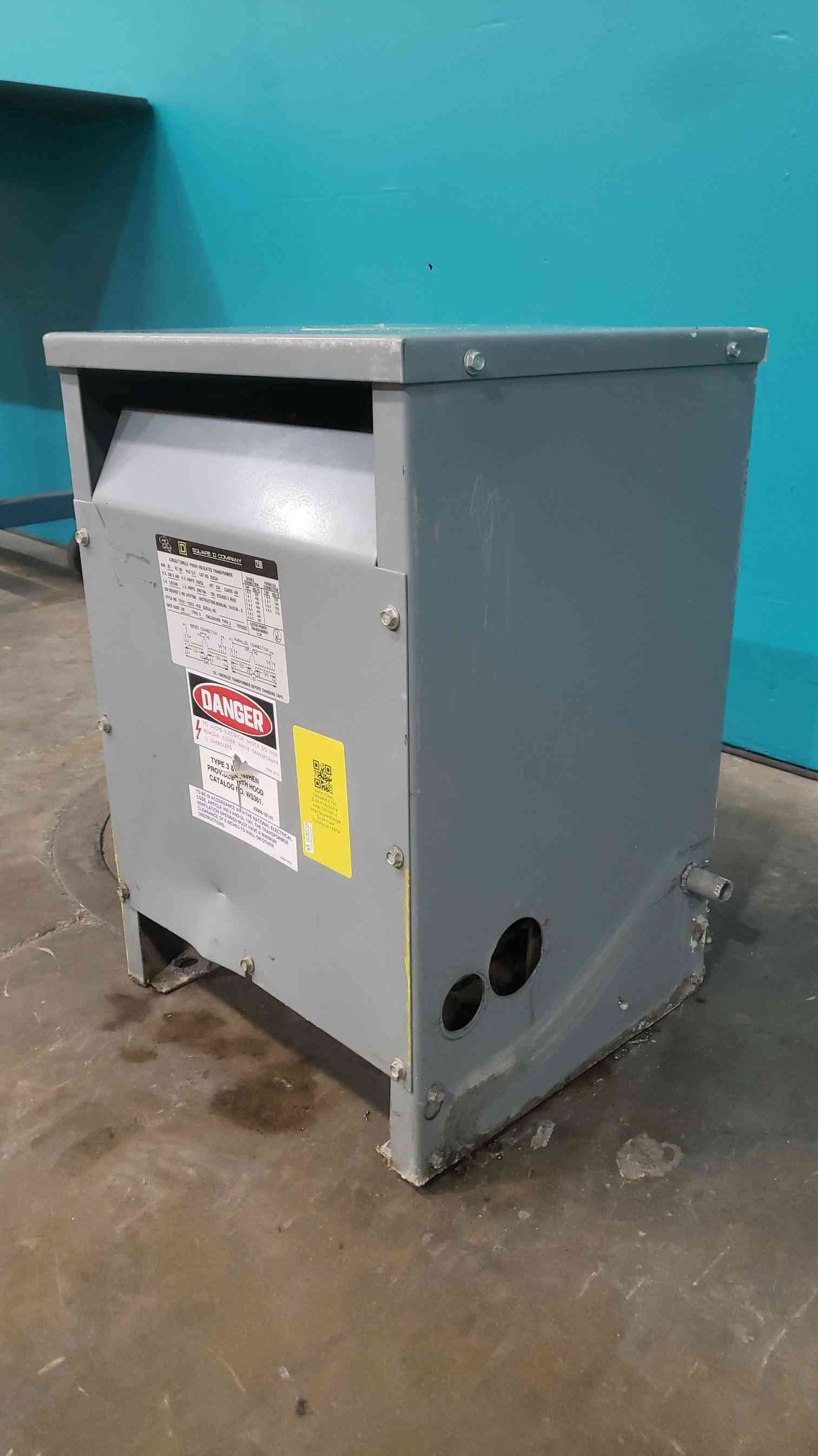 Square D 25S3H 25 KVA Single Phase Transformer 240/480V to 120/240V Dry Type