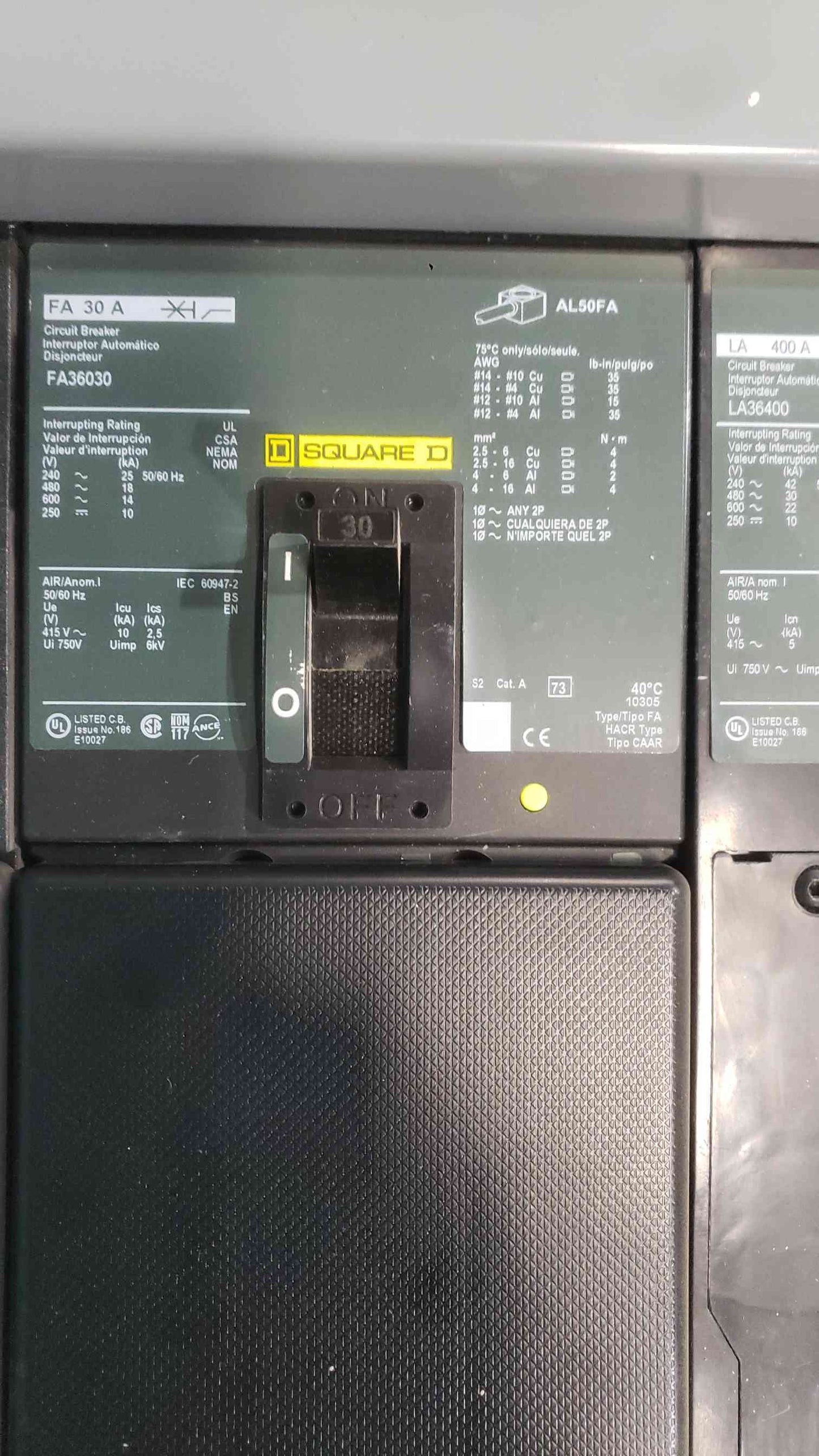 Square D I-Line 3 Phase Panelboard Loaded With 400A 200A 50A 30A 20A 3P Breakers