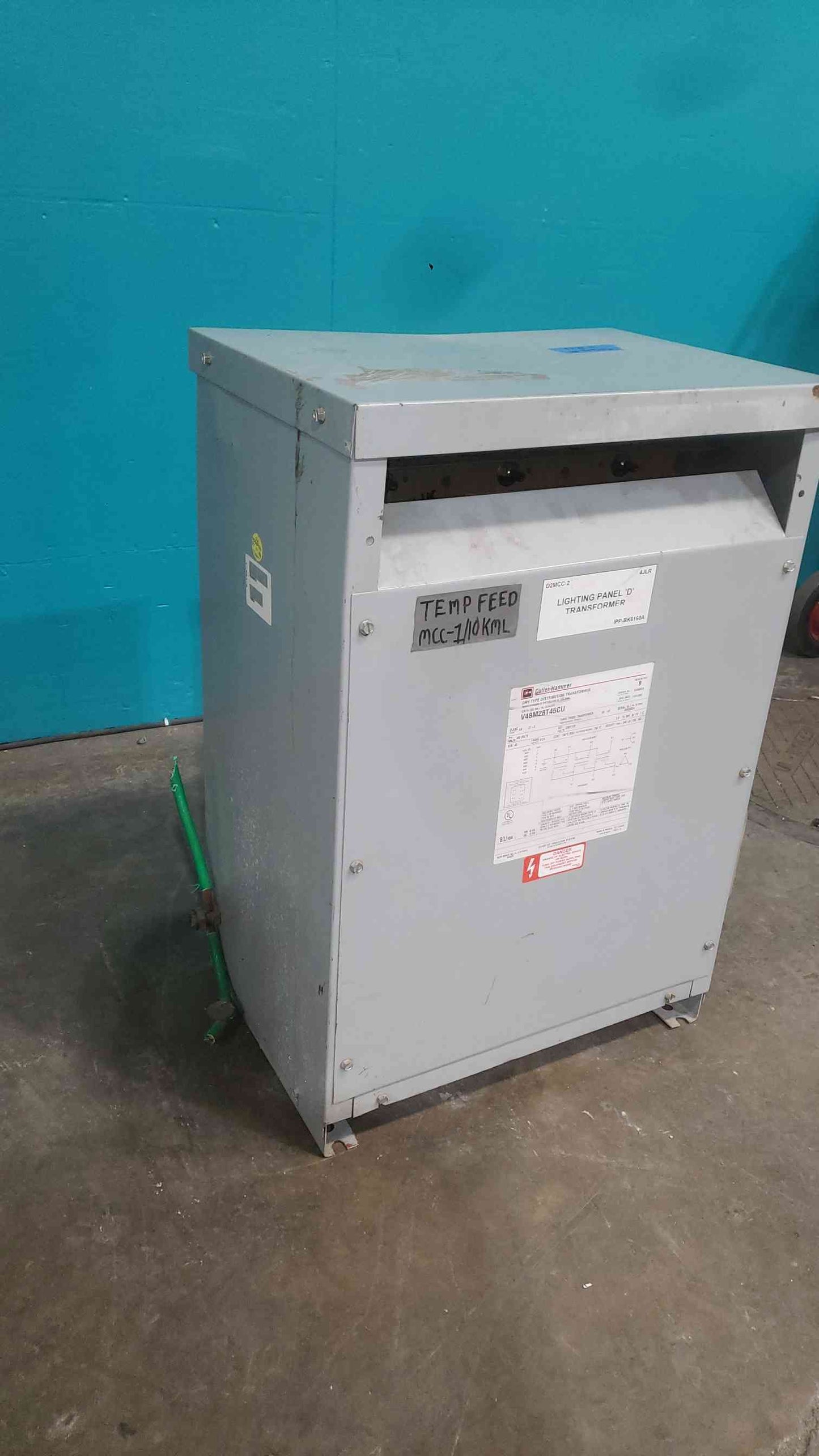 Cutler-Hammer 45KVA 480-208Y/120 3PH Transformer V48M28T45CU (SKU: 113760)