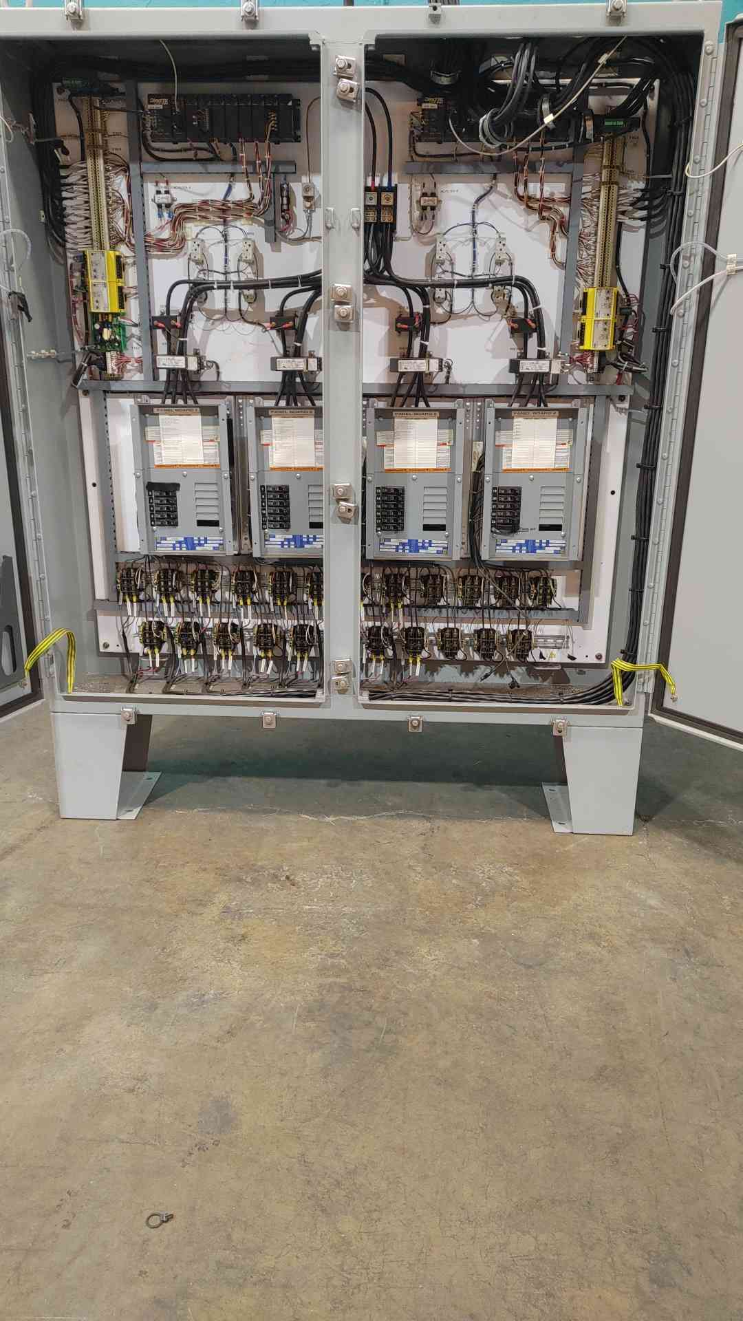 Chromalox IntelliTRACE HTLS-240300 24 Loop Industrial Heat Trace Control Panel