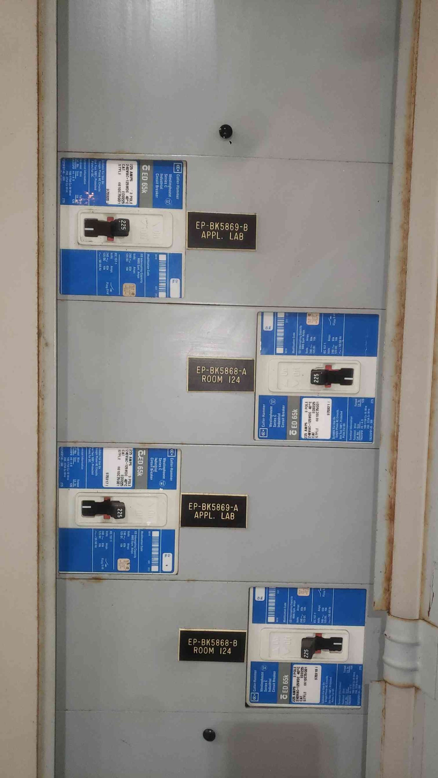 Cutler Hammer 600A 208/120V 3Phase 4W Panelbored (PRL3A) (SKU 113923