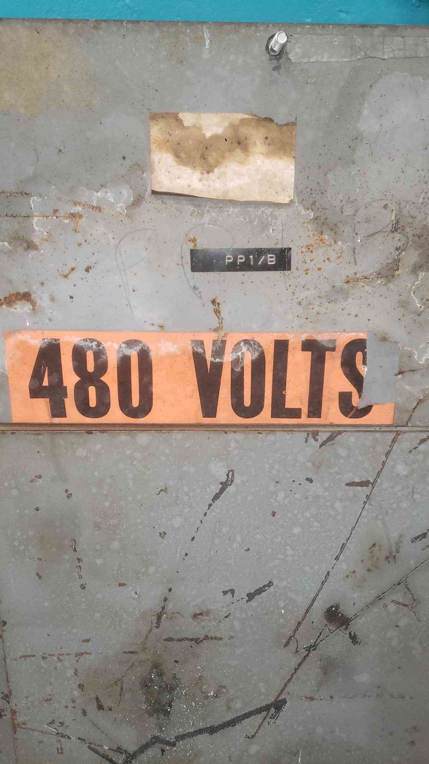 480V Unbranded Panelboard PP1/B 11 Breakers 9x30A 1x100A 1x60A Fused Switch Panel