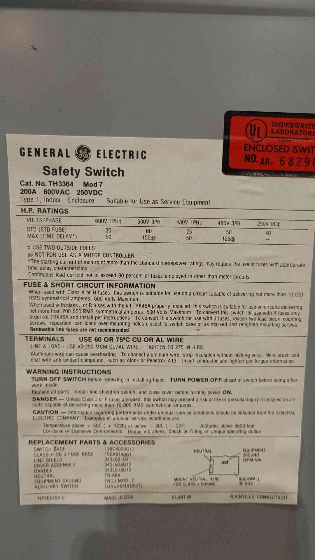 GE 200A, 600VAC, 250VDC, 3PH Safety Switch. Cat. No. TH3364 (SKU: 114030)