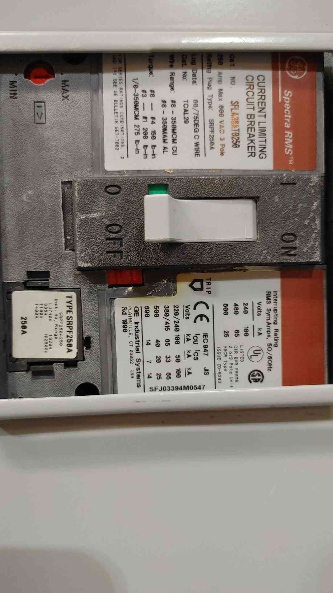 GE Spectra Series 400A, 480V, 3PH, 3W, Bottom Feed Panelbored (Sku 114026)