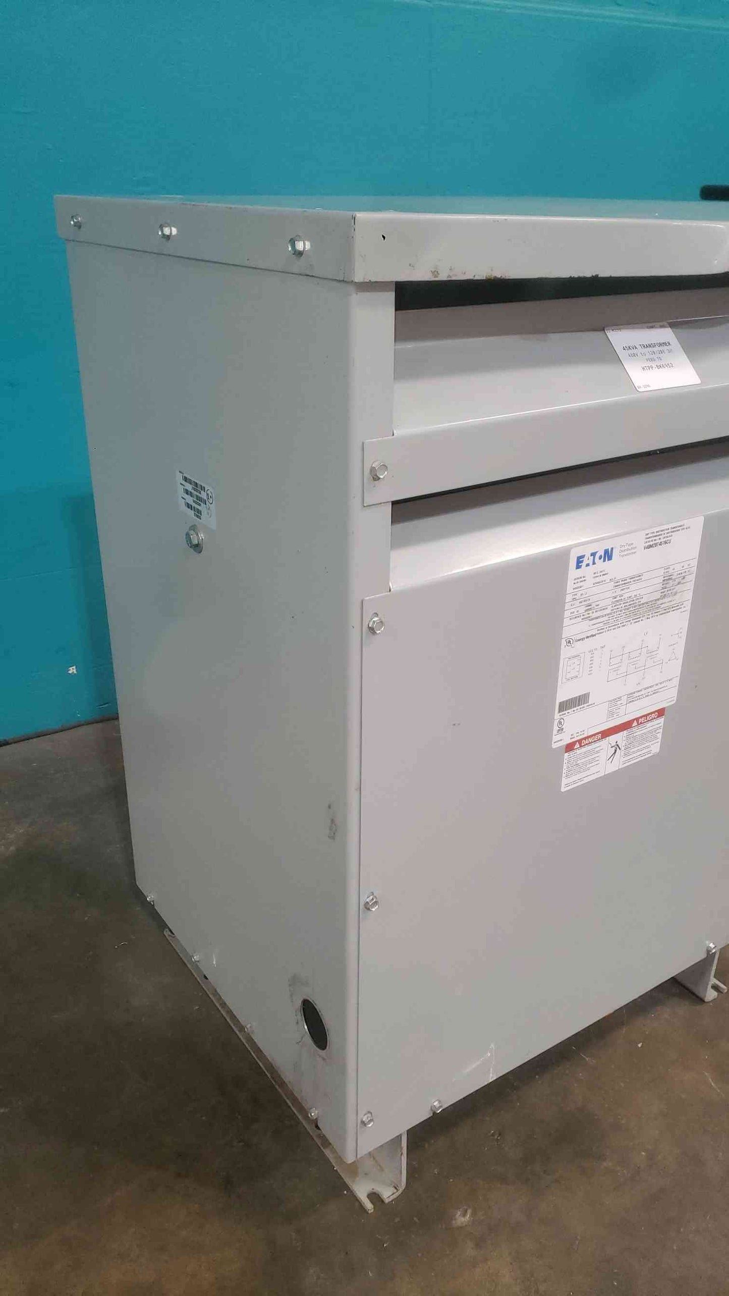 Eaton V48M28T4516CU 45 kVA 3-Phase Dry Type Transformer 480V Delta to 208Y/120V CU