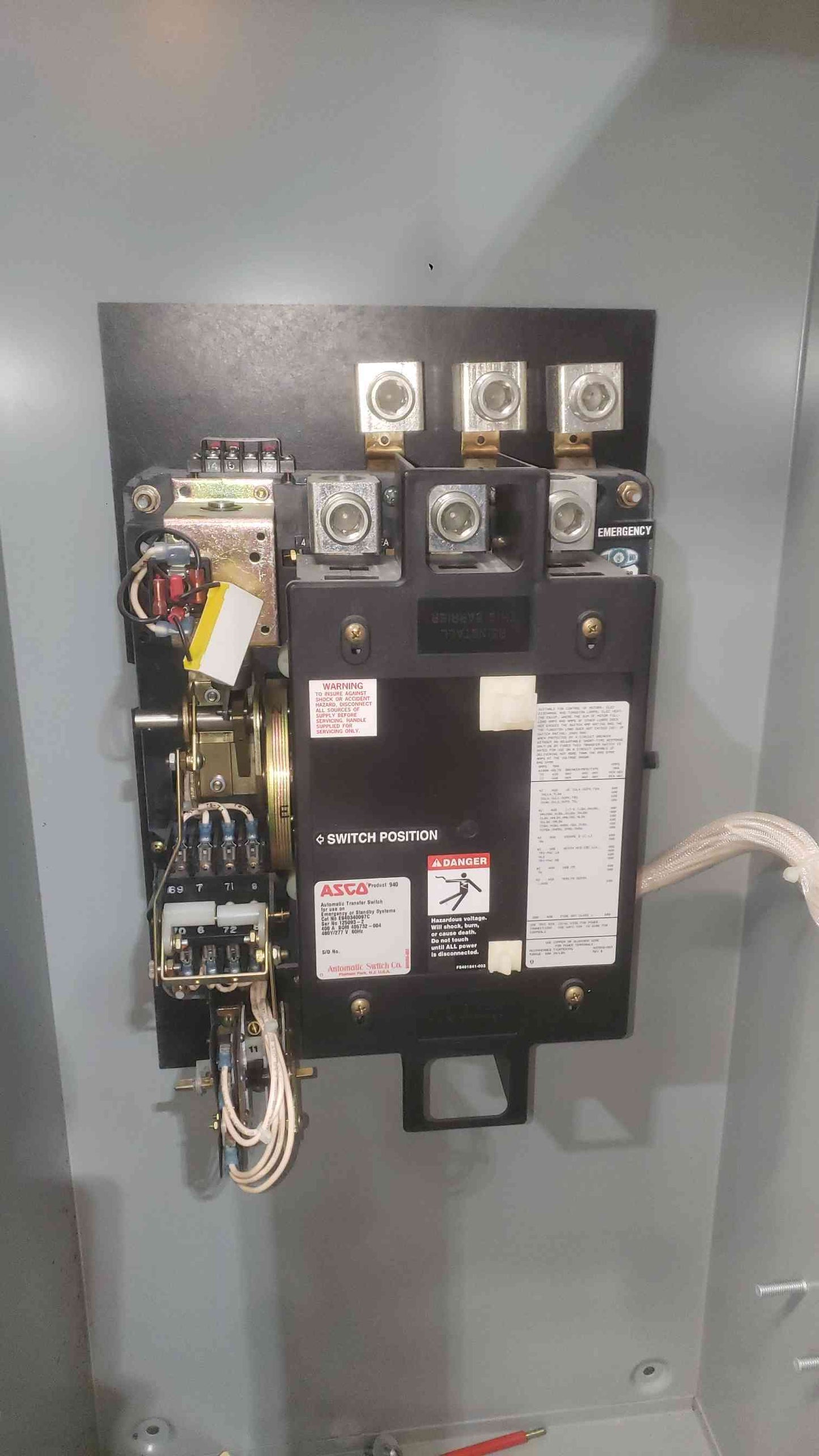 ASCO 940 Automatic Transfer Switch 400 Amp 480Y/277V 3 Phase ATS E940340097C