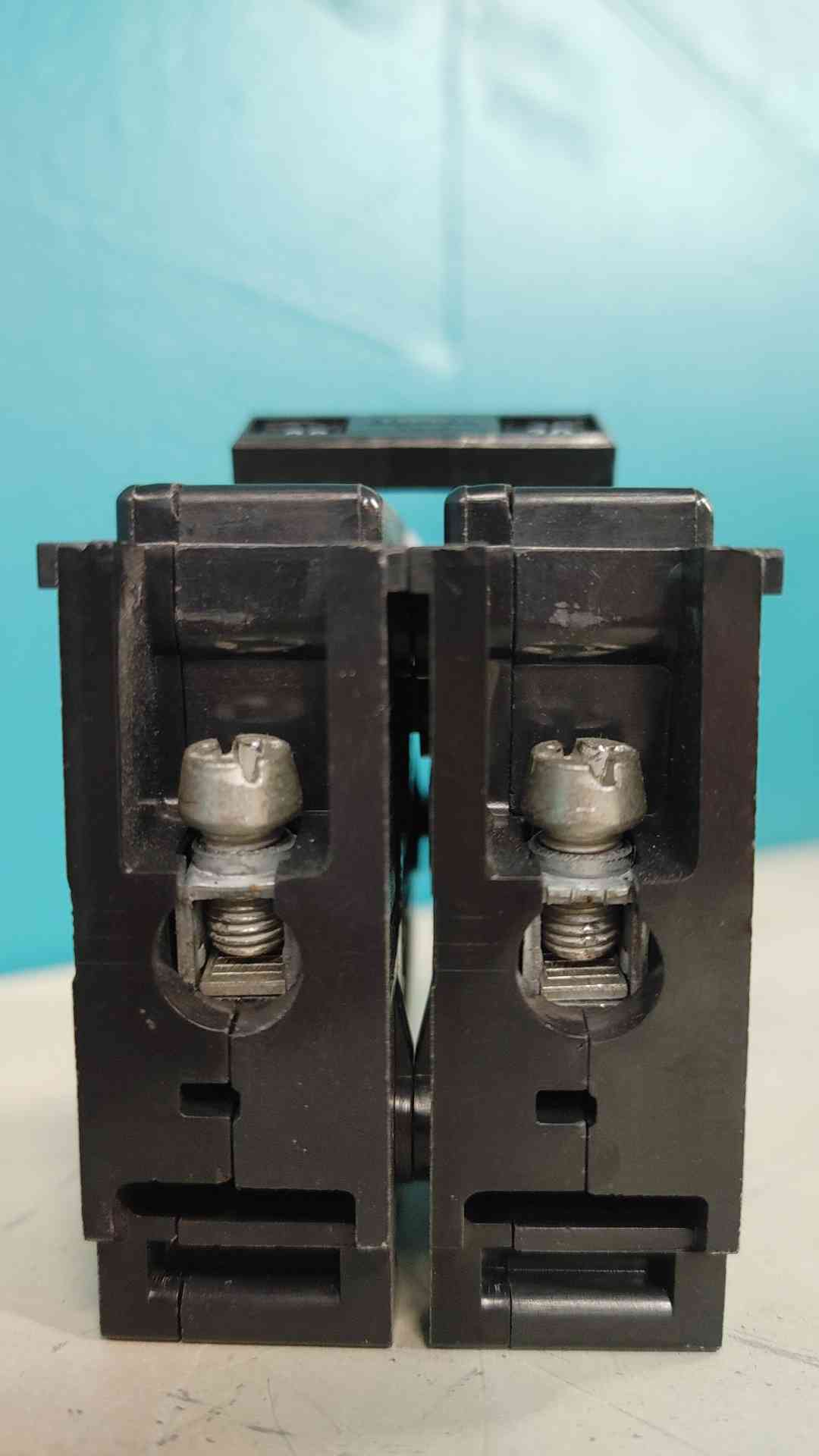 Westinghouse BA2030 30 Amp 2 Pole Bolt On Circuit Breaker BAB2030 30A 240V