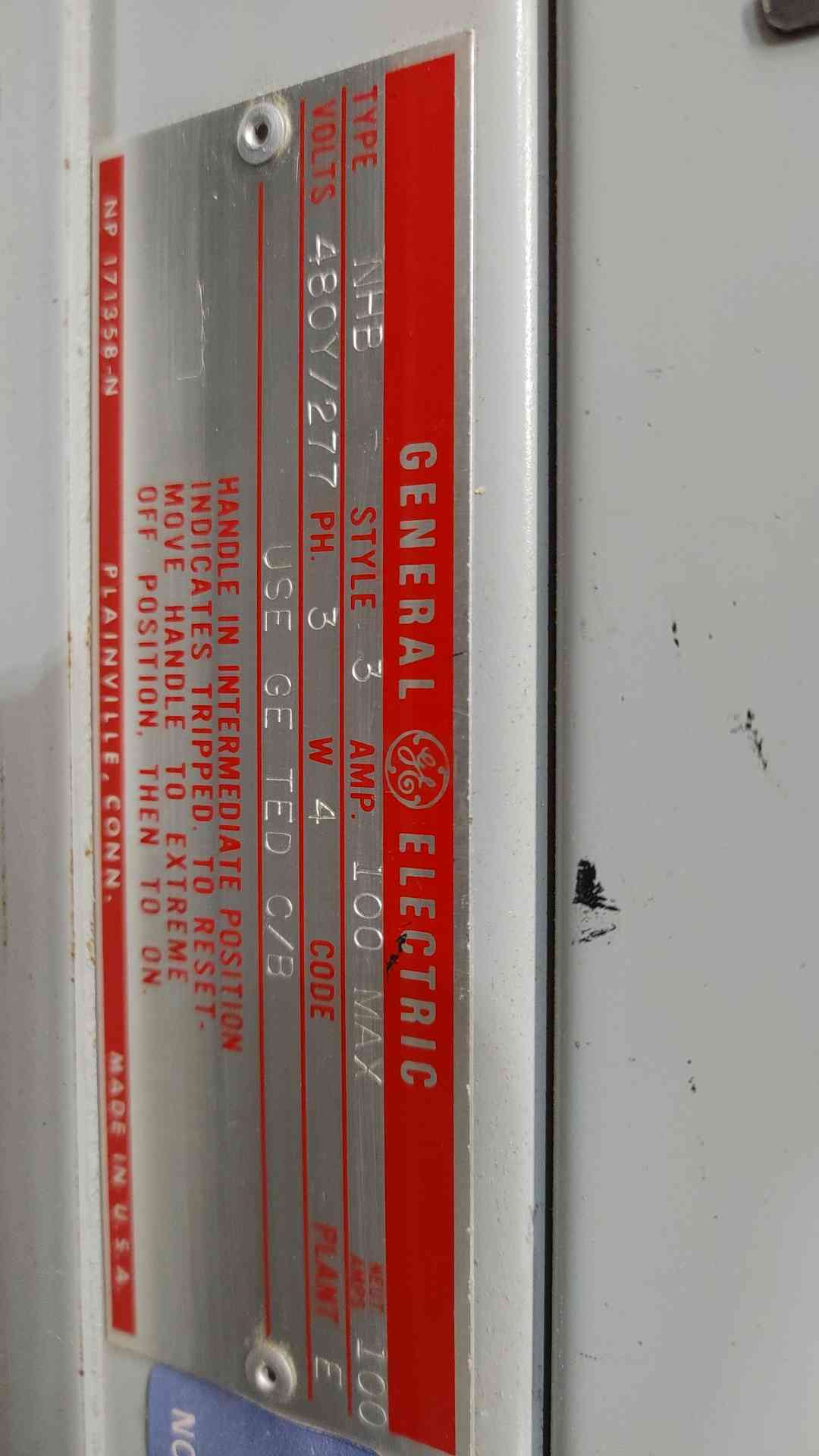 GE NHB 100A Panelboard 480Y/277V 3 Phase Loaded w/ GE TED Breakers 45A 20A 1-Pole