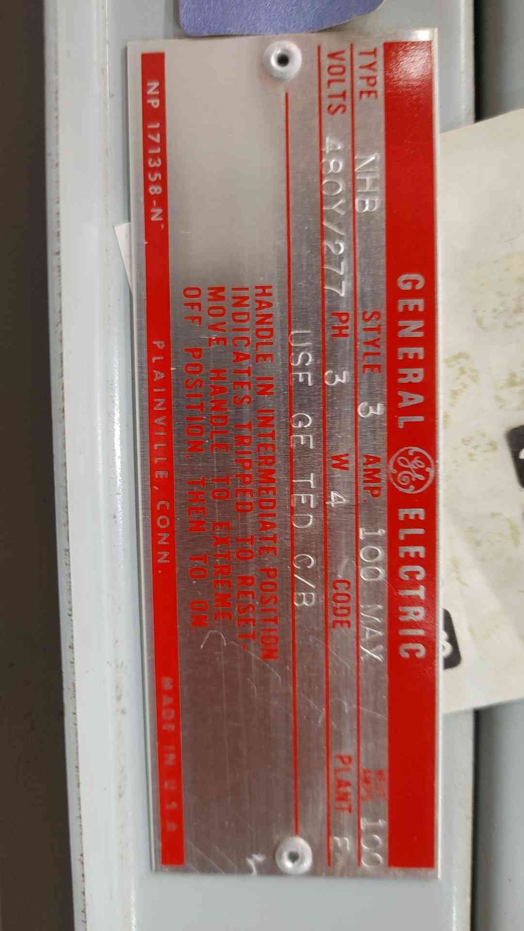 GE NHB 100A Panelboard 480Y/277V 3 Phase Loaded w/ GE TED Breakers 30A 20A 1-Pole
