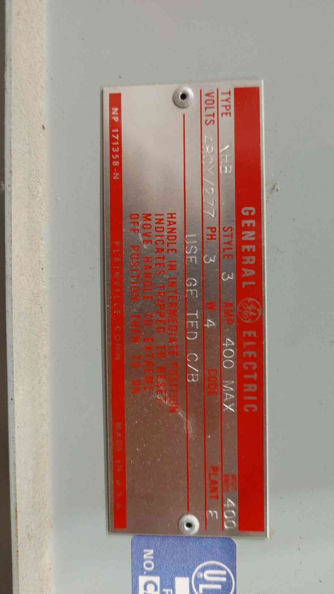 GE NHB 400A 480Y/277V 3-Phase Panelboard Loaded w/ 7x GE TED 3-Pole Breakers