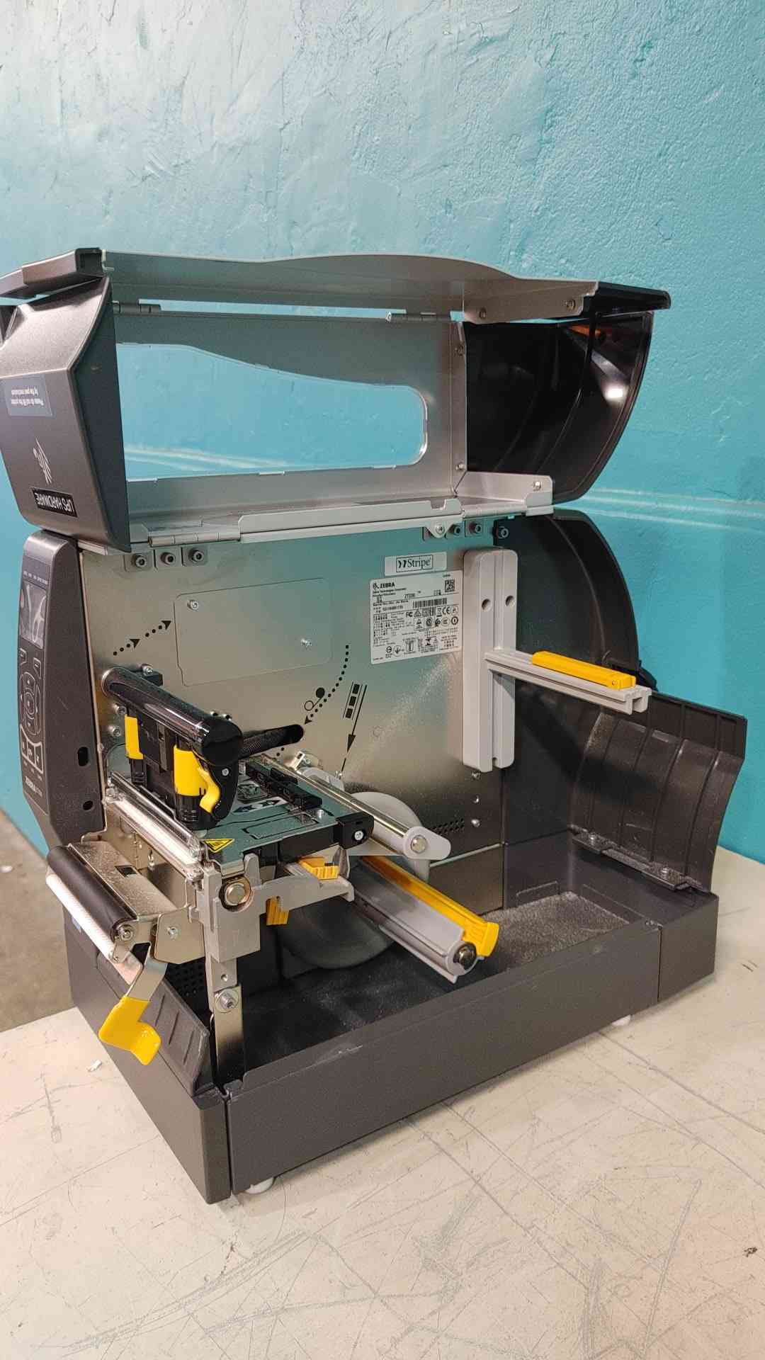 Zebra ZT230 Industrial Thermal Label Printer 203 DPI w/ Peel Off Module Peeler