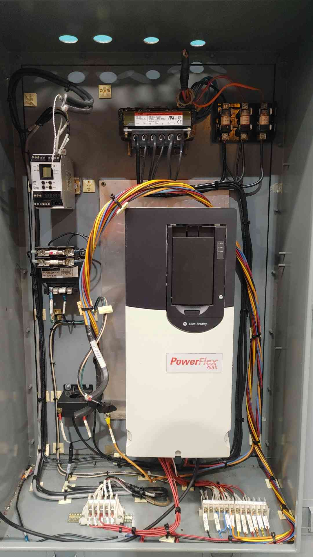 Allen Bradley PowerFlex 753 VFD Control Panel TCI Reactor Siemens Transformer
