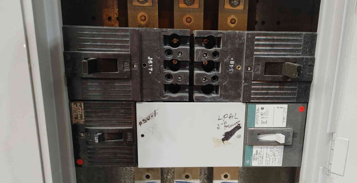 GE Type CCB Style 2 Panelboard 400A 480Y/277V 3-Phase 4-Wire. (Sku:116260)