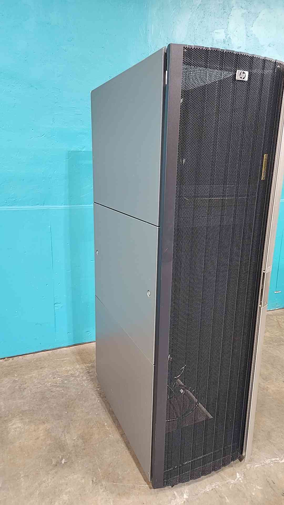 HP 10642G2 42U Server Rack Cabinet Enclosure 383573-001 Front & Rear Mesh Doors