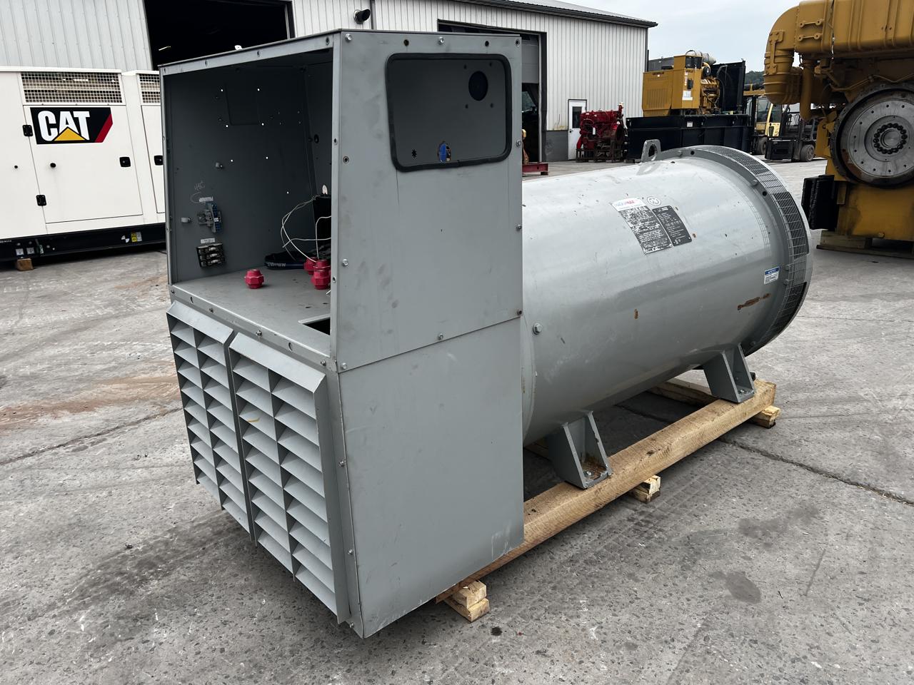 Marathon Gen End, 2200 kW, Low Hr, Take Off of MTU Engine, Less than 500 HRs.