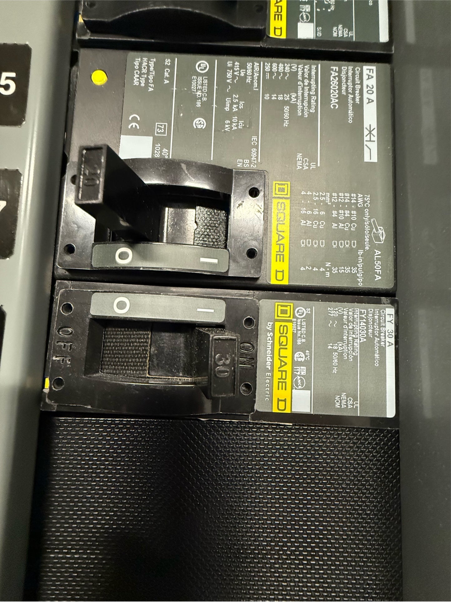 Square D I-Line Panel board 225amp 9 breakers 12291552290040001 480Y/277