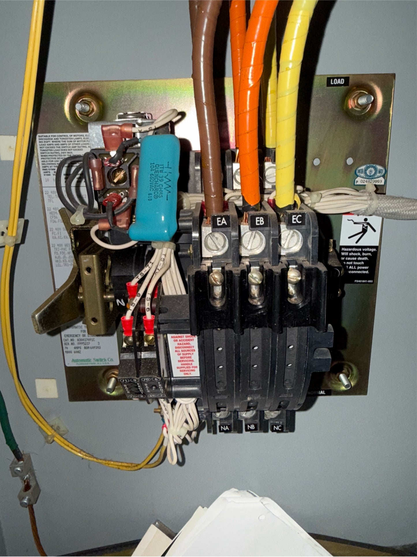 ASCO series 300 ATS 70amps 480v 3PH A30037091C