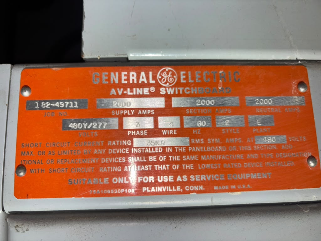 GE AV-Line Switchboard Lineup 2000A 1600A 480Y/277V 3 Phase 4 Wire Distribution