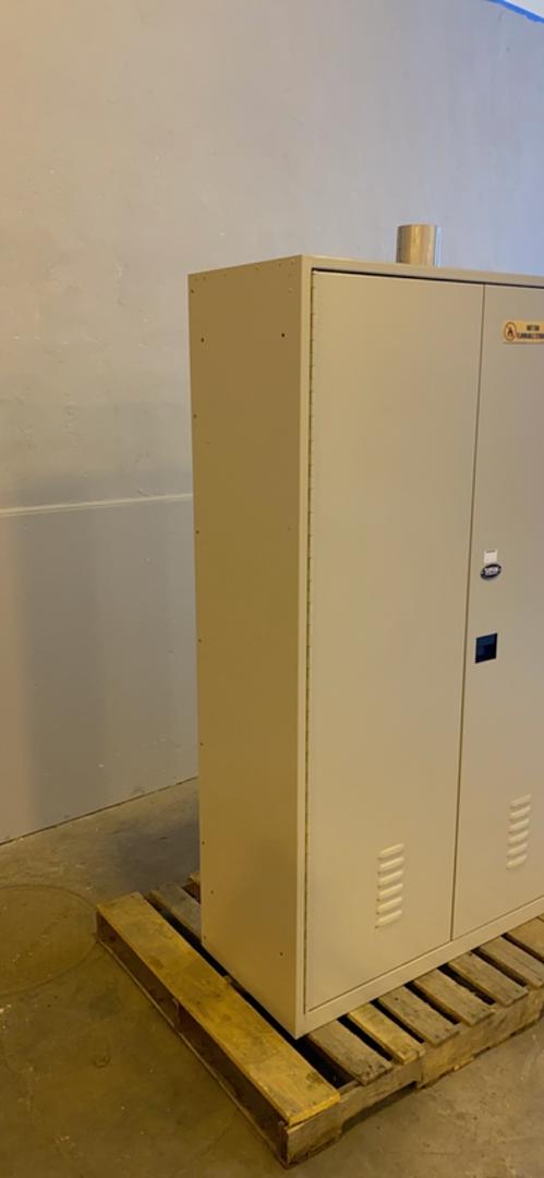 Tiffin Metal Lab Storage Cabinet 42x18x77(S6LLST4297)