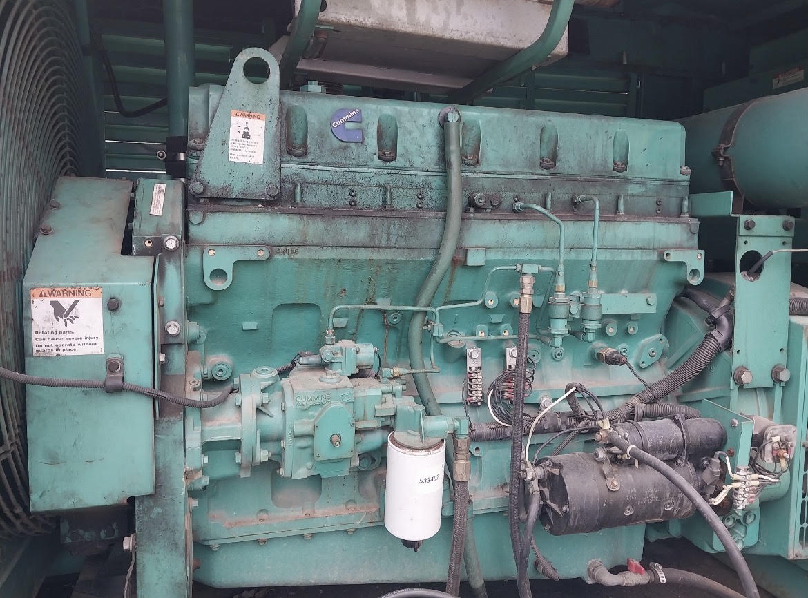 Cummins Onan 250 kW Diesel Generator DFAC L10 277/480V Enclosed 78 Hours