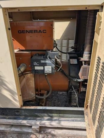 AS-IS 35KW Generac 99-A01479-S NG/LP Generator 1PH '99 AS-IS Non Working