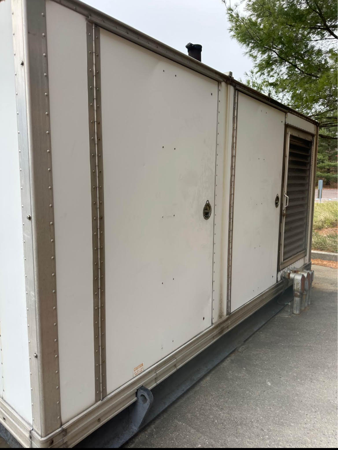 350KW Cummins Onan 350DFCC Diesel Generator NT855 1&3PH 1660Hrs TESTED