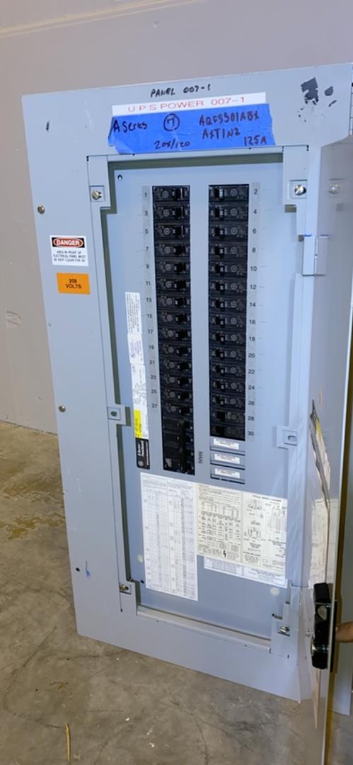 125A GE Panelboard w/ Main Loaded 208/120(S6LLST4032)
