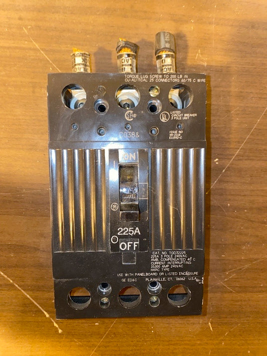225A GE TOD32225 Circuit Breaker(S6LLST1521)