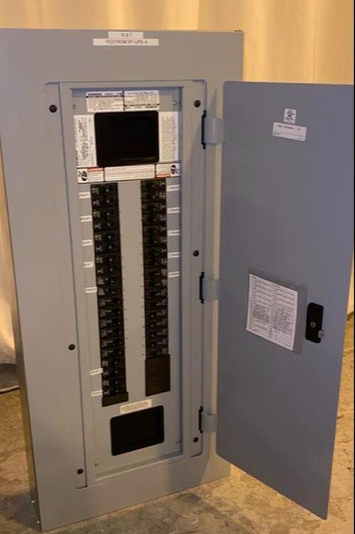 250A SIEMENS 208/120 Breaker Panelboard '17 Loaded(S6LLST3942)