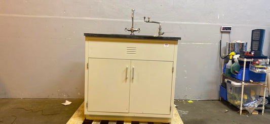 37" St Charles 2 Door Sink(S6LLST6713)
