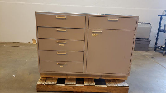 48x22x36" Fisher Hamilton Metal Lab Casework Cabinet(S6LLST7382)