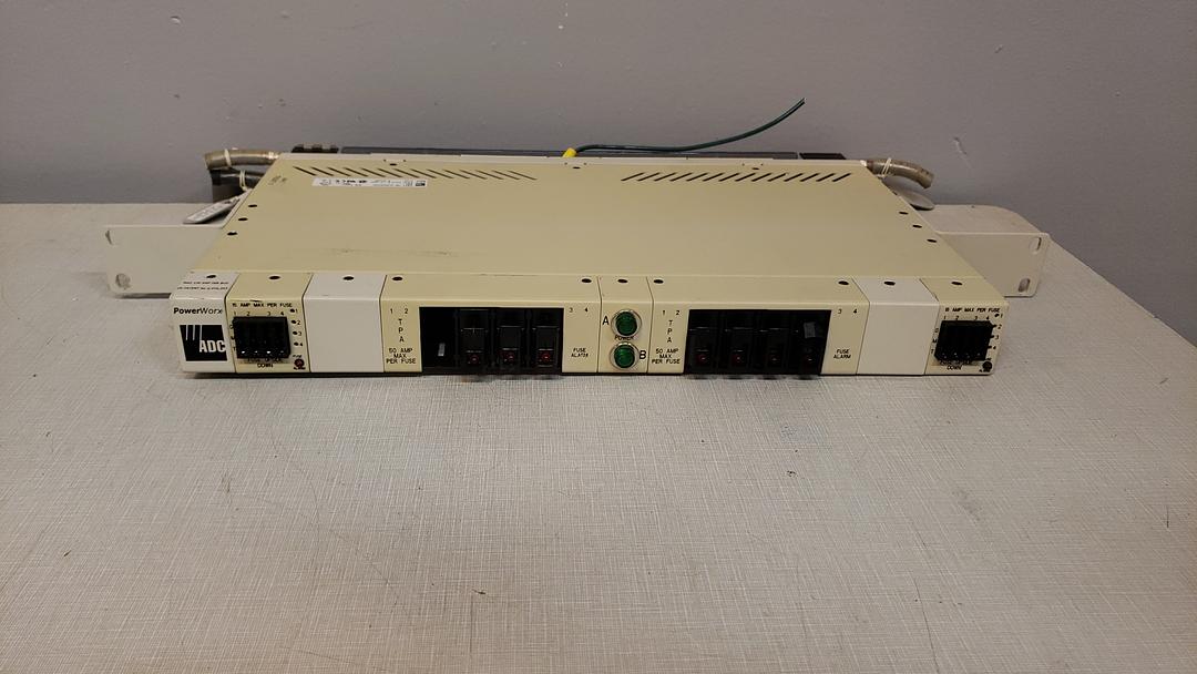 ADC Powerworx 100A Fuse Panel PWX-841RCA4G4YSPSP(S6LLST7423)