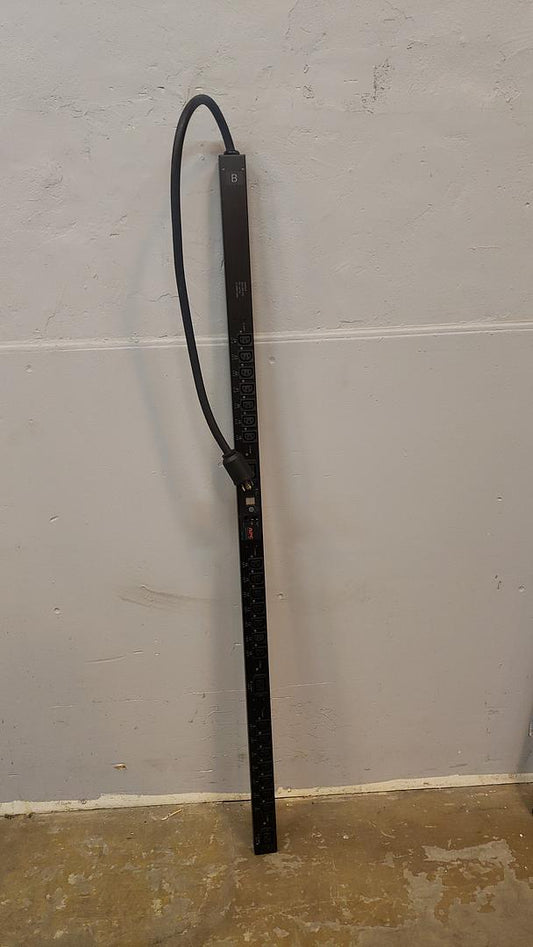 *Pickup Only* AP7961 APC Switched PDU Strip 208v 20A (S6LLST9062)(S6LLST9062)