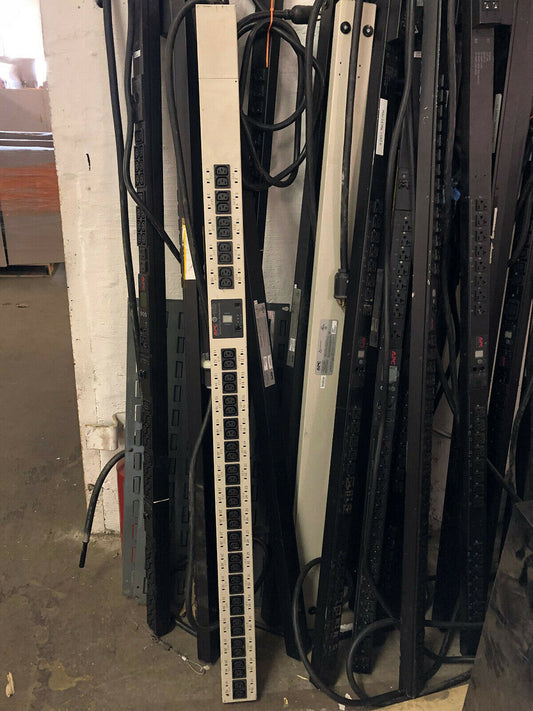 *Pickup Only* APC AP7608 PDU Metered Rack Mount PDU 42 OUTLET 3 PH INPUT(S6LLST0268)
