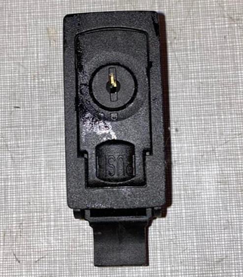 *Pickup Only* APC Server Rack Side Panel Locks(S6LLST4531)
