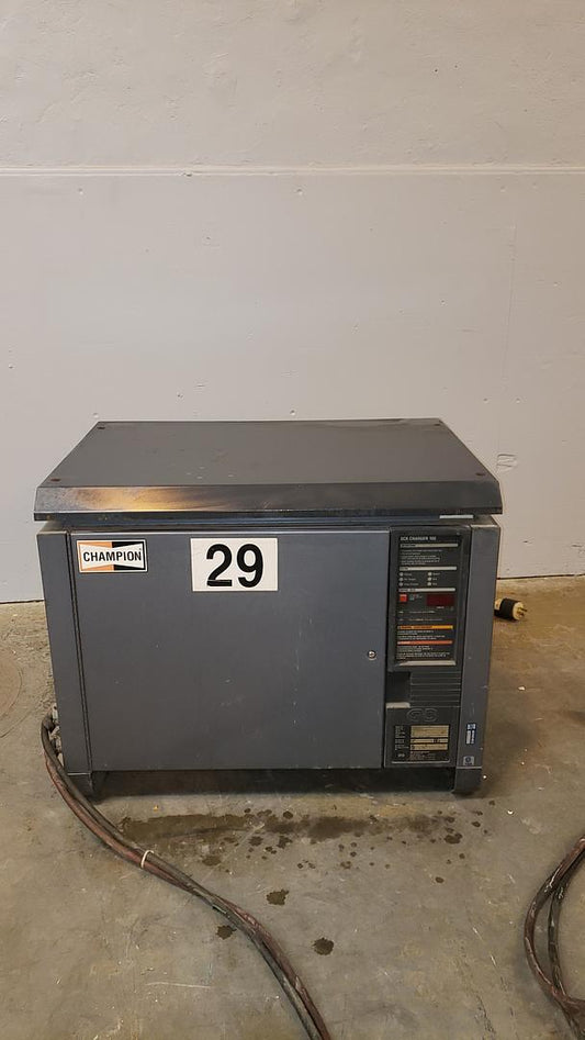 Champion SCR Intelligent Forklift CHARGER 100(S6LLST8838)