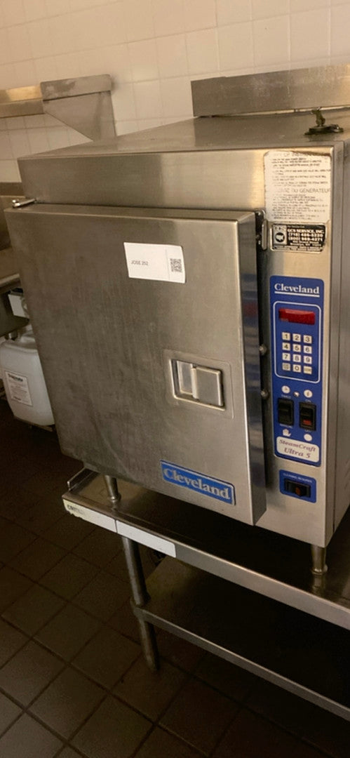 Cleveland Range SteamCraft Ultra 5 21CGA5 (Counter model gas-powered boilerless convection steamer) Propane 120v(S6LLST2242)