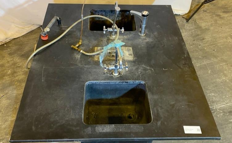 60" Island Dual Lab Sink(S6LLST2677)