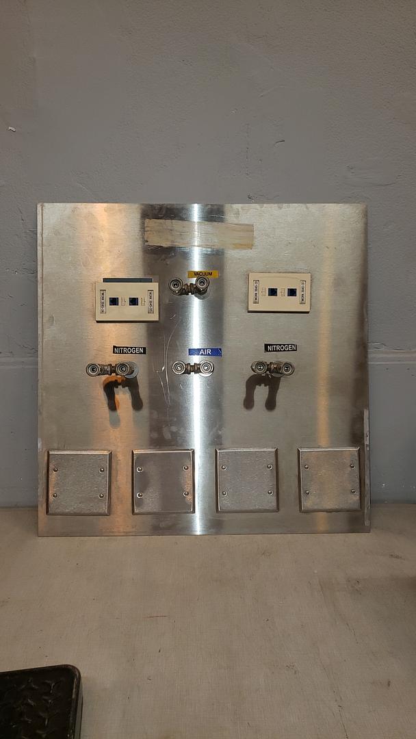 Lab Stainless Wall Panel Manifold Nitrogen Air Telephone(S6LLST9447)