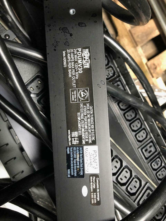 Tripplite PDU Model PDUMV30 PD6673