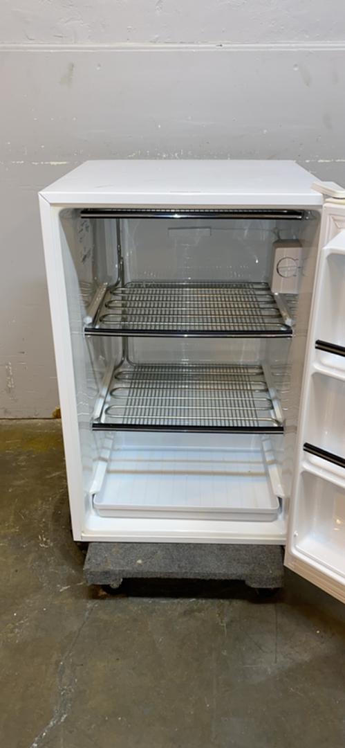 VWR Freezer U2004GA15 Tested(S6LLST5850)